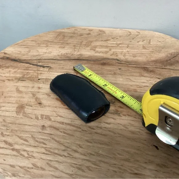 ⚫️ Vintage Lighter With Original Soft Case - Unique Look & Colors - Collectible - Picture 12 of 14